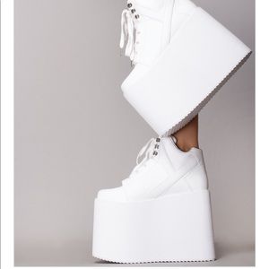 Y.R.U Quozmo Sky Hi Platform Sneakers